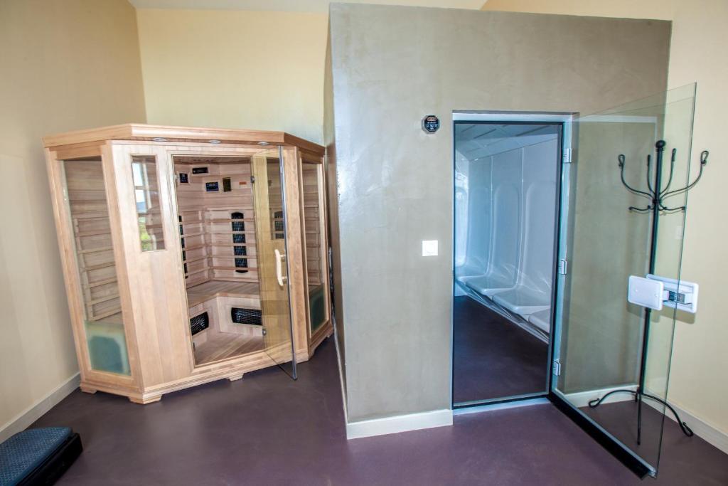 Chateau De Valloubiere Saint-Jean-de-Fos Room photo